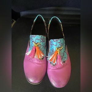 Colorful vintage inspired pull on Oxfords
